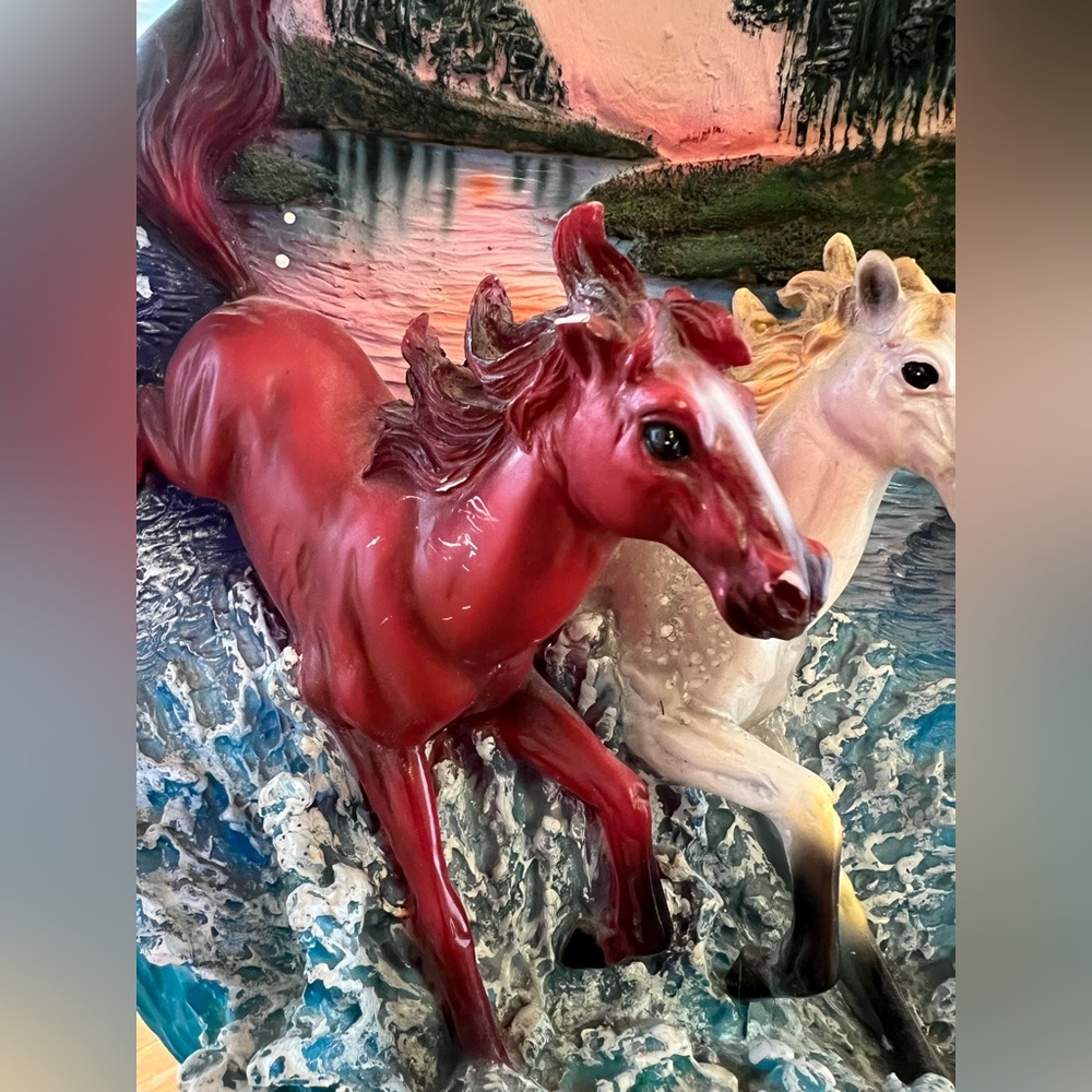 HORSE FIGURINE SCULPTURE vintage statue decor collectible resin plate stand / 3D - Picture 12 of 17